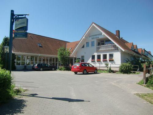 Landhotel Broda Neubrandenburg Exterior photo
